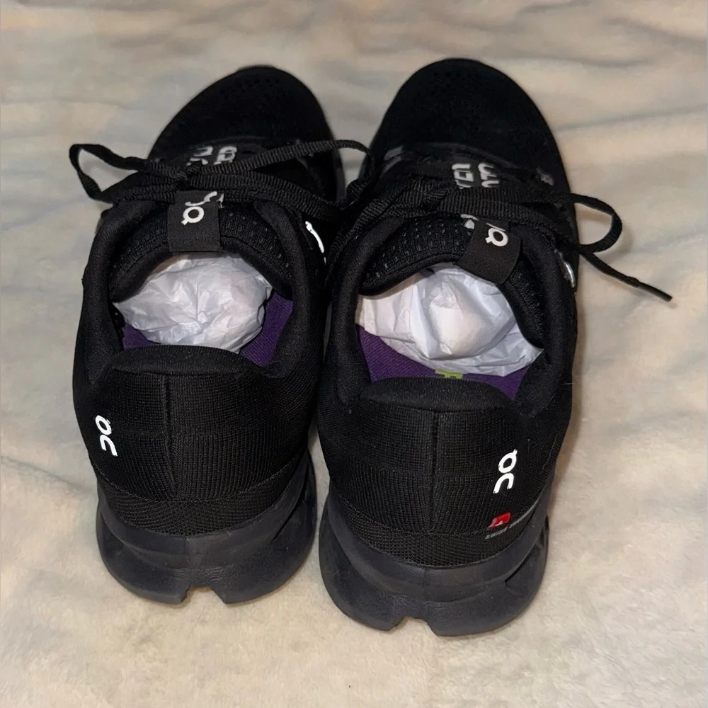 ON RUNNING Cloud Surfer Tennis Shoe in All Black Size 11
